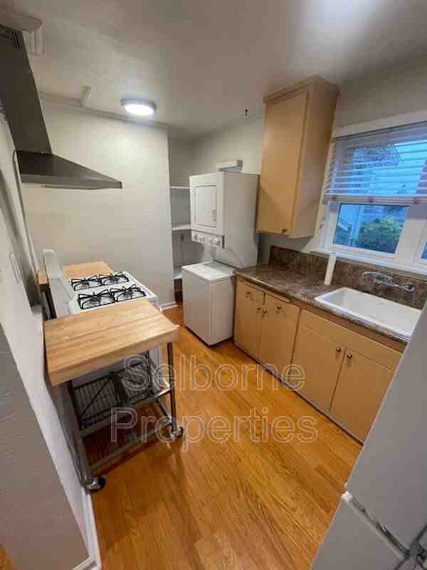 624 Valle Vista Ave #A - Photo 4 of 20