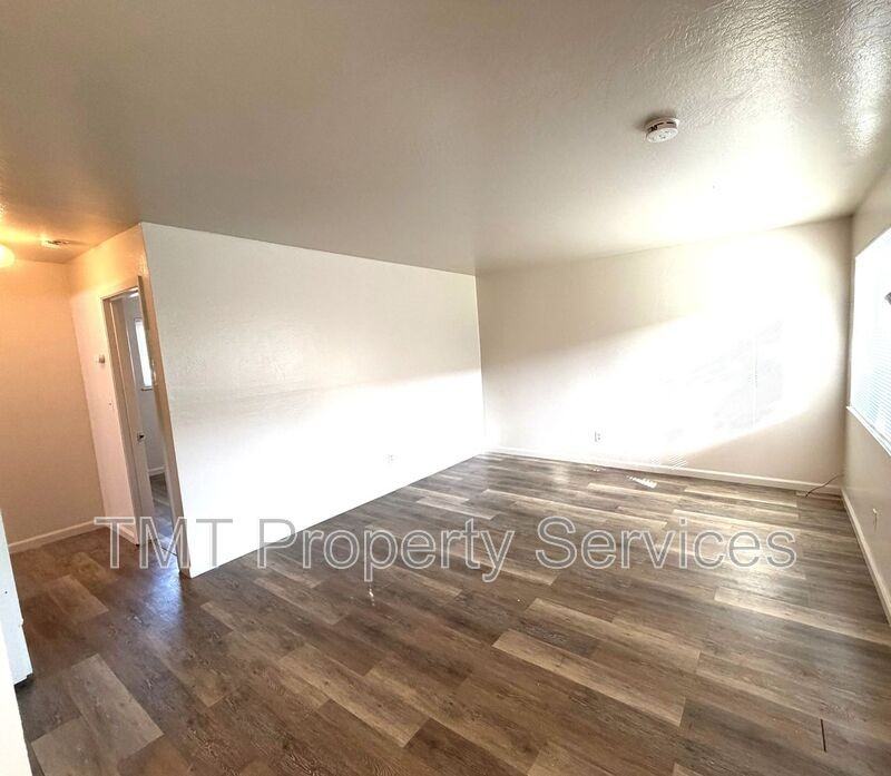 1728 Richmond St #8 - Photo 2 of 6