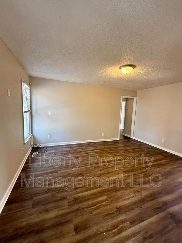 6512 Sudbury Dr - Photo 7 of 18