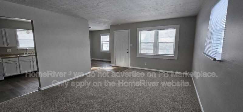 1161 S Ewing St - Photo 3 of 11