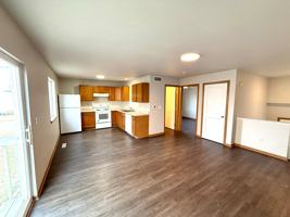 featured image of 4524 Twain Cir