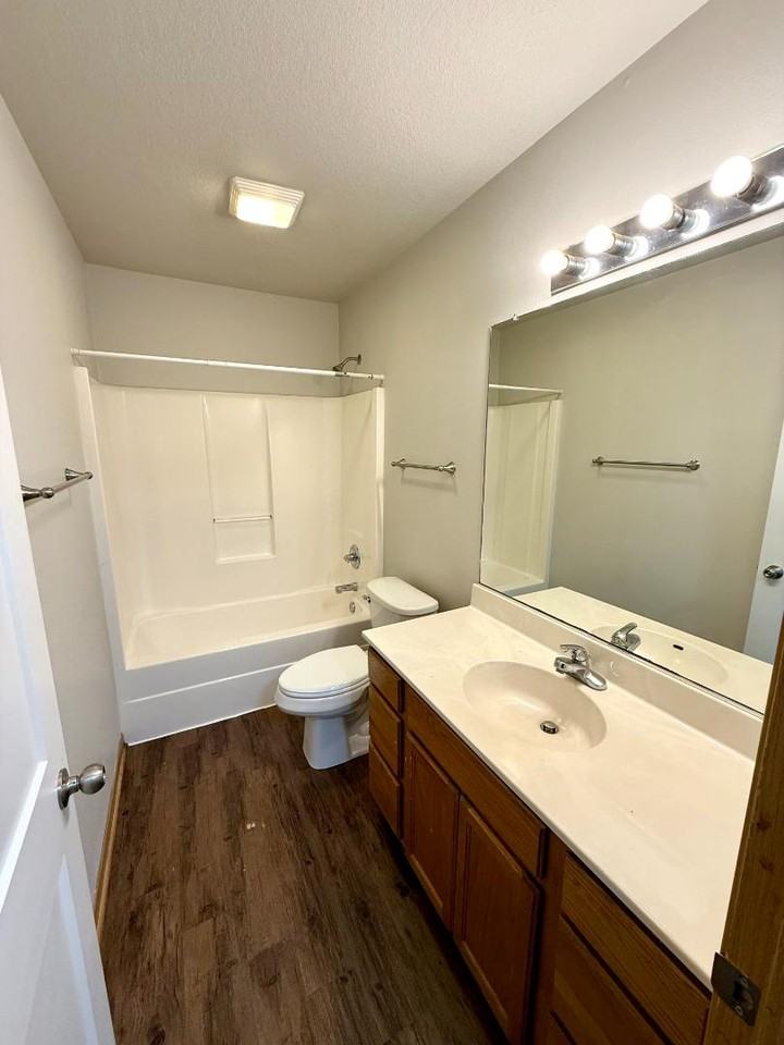 4524 Twain Circle - Photo 4 of 8