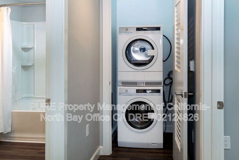 785 Baywood Dr #223 - Photo 3 of 14