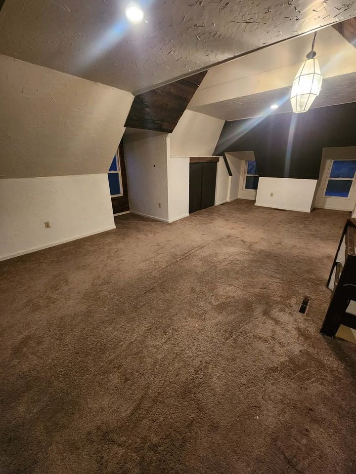 427 1st St #2 - Photo 2 of 8