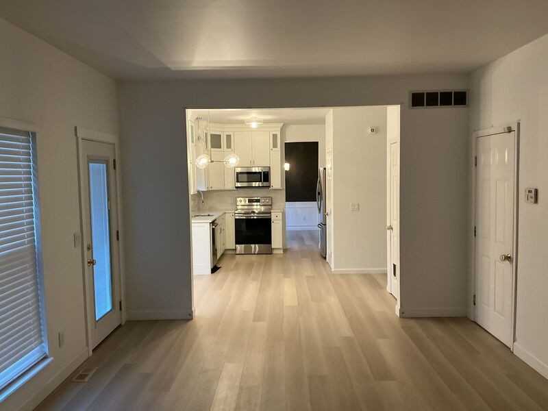 104 W Stoneridge Dr - Photo 5 of 15