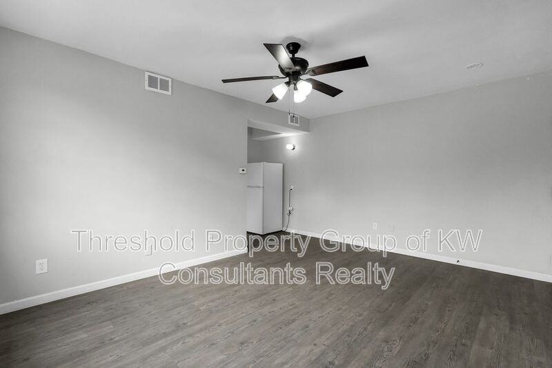 61 N 21st St #H - Photo 4 of 22