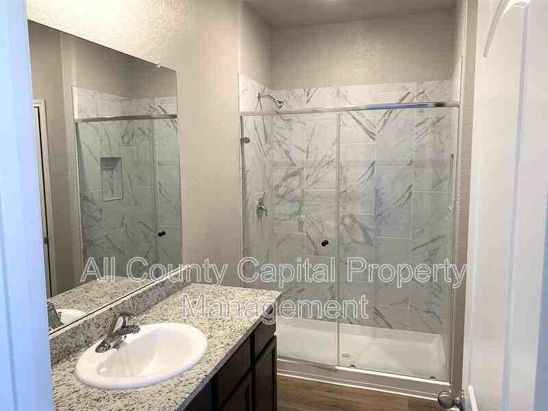 112 Declaration Ln #112 - Photo 7 of 11