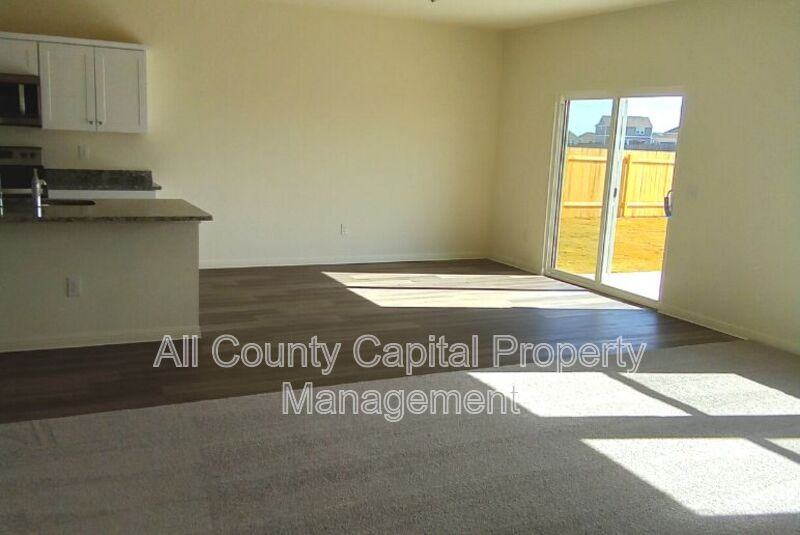 12817 Samuel Adams Dr #12817 - Photo 4 of 9