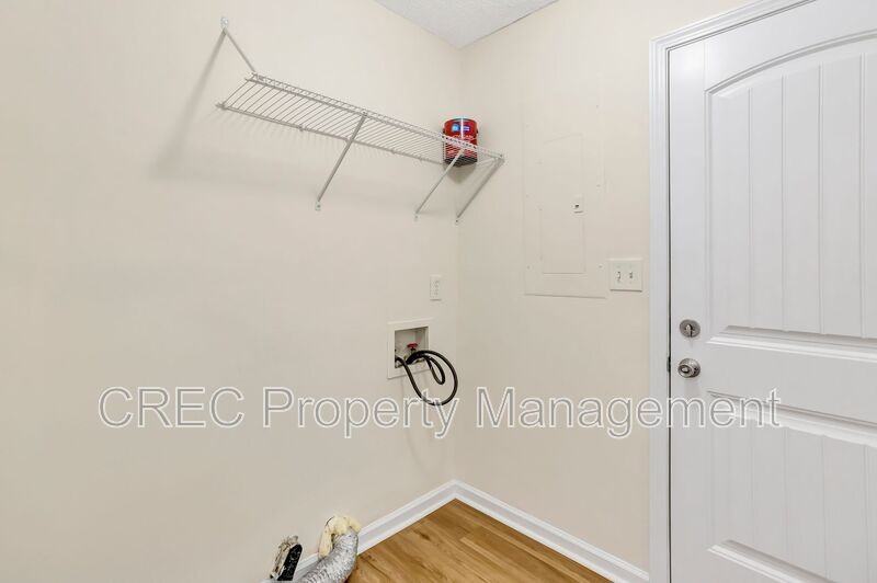 404 Marquette Ln - Photo 6 of 18