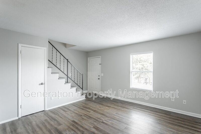 4405 Delashmitt Rd #12 - Photo 6 of 34