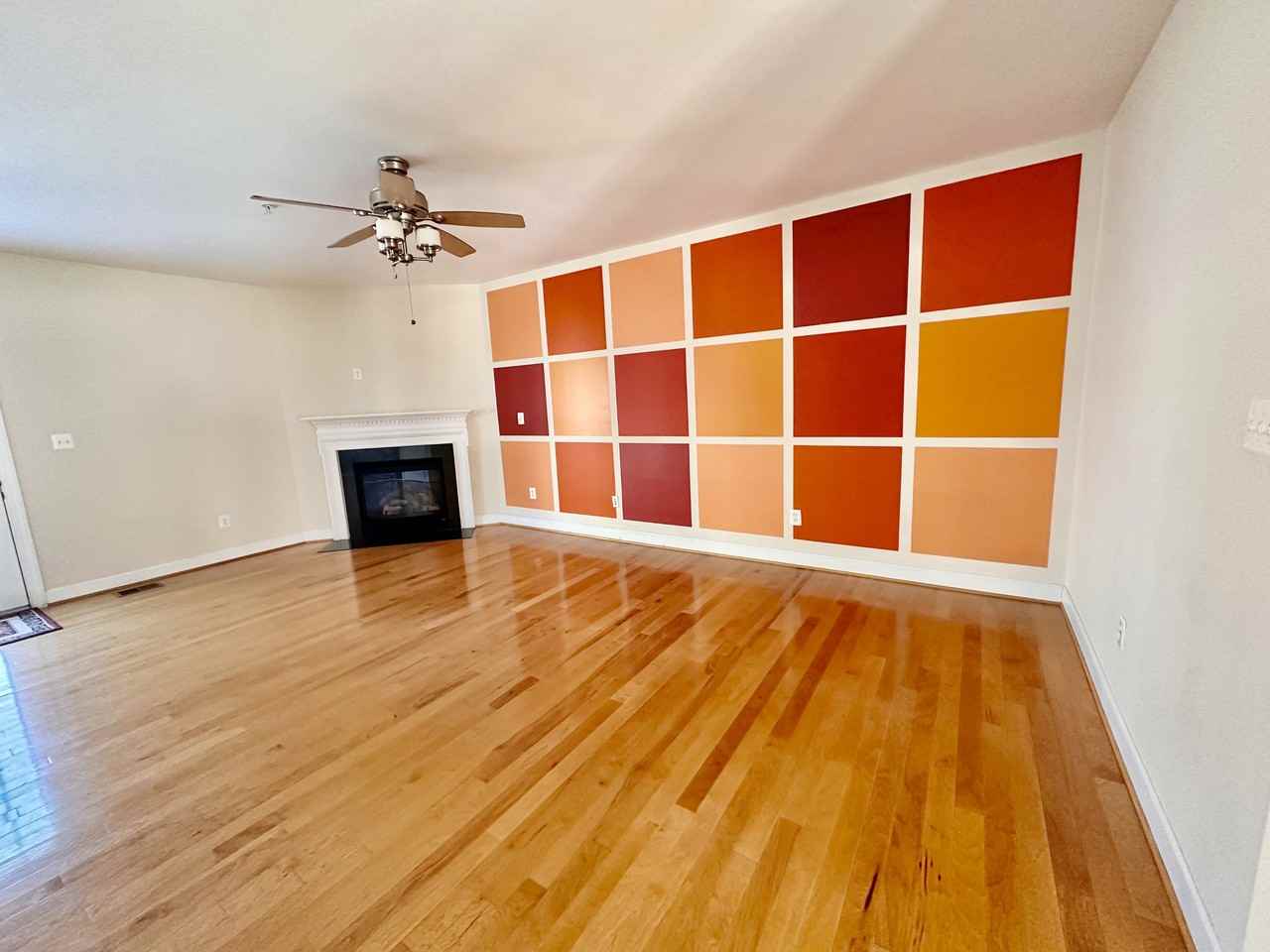 917 Crestfield Dr #1 - Photo 6 of 23