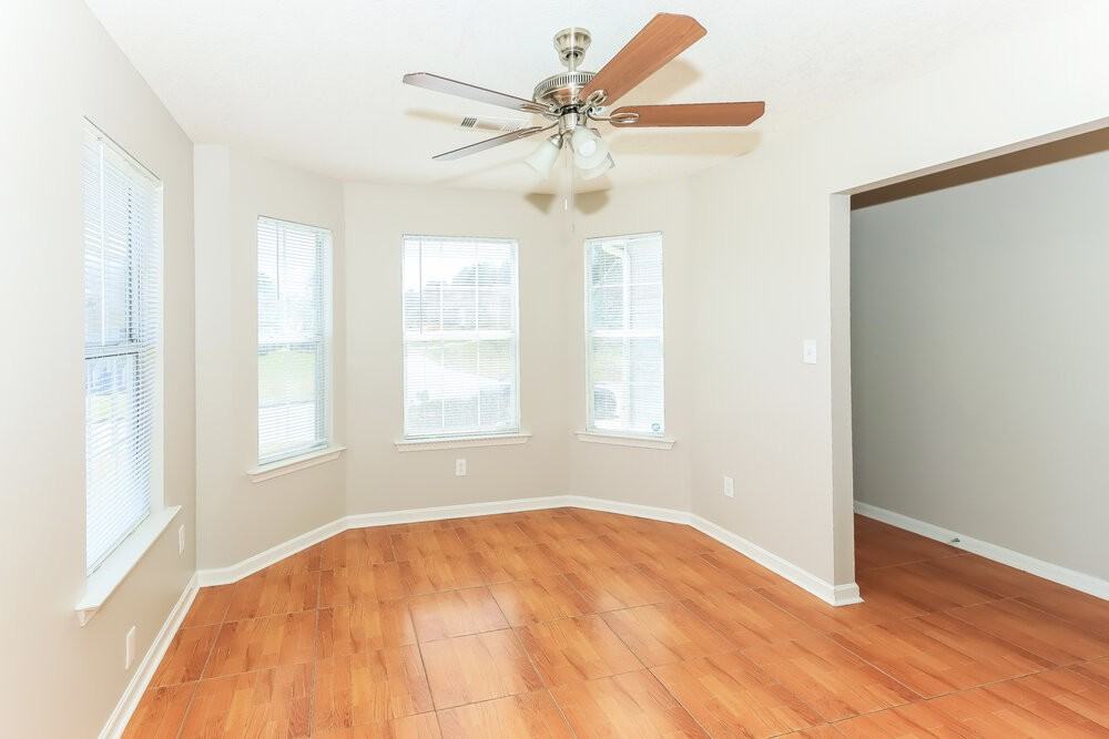 833 Rock Shoals Ct - Photo 7 of 17