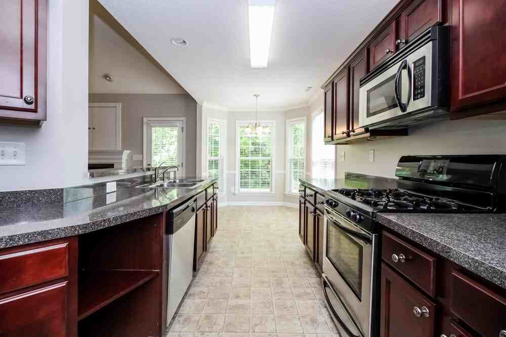 51 Kentucky Ave - Photo 7 of 15