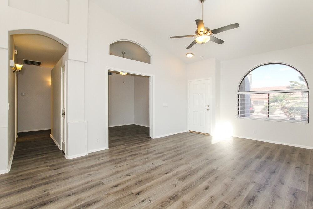 20026 N 21st St - Photo 5 of 16