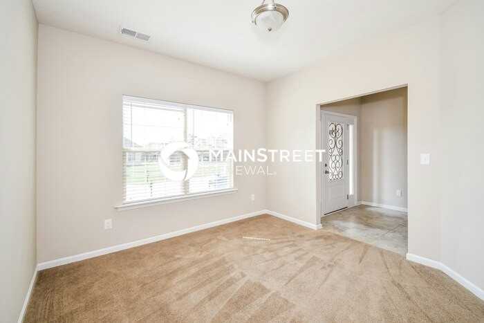 407 Enclave Pl - Photo 4 of 15