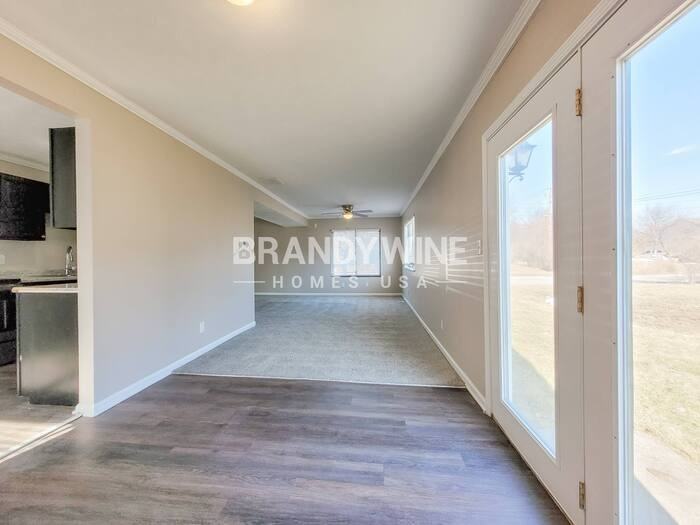 605 Woods Crossing Ln - Photo 3 of 19