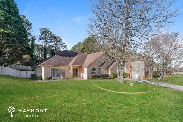 1683 Stonegate Way - Photo 4 of 15