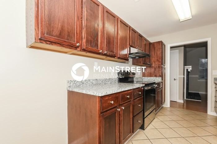 12409 Danby Rd - Photo 6 of 16