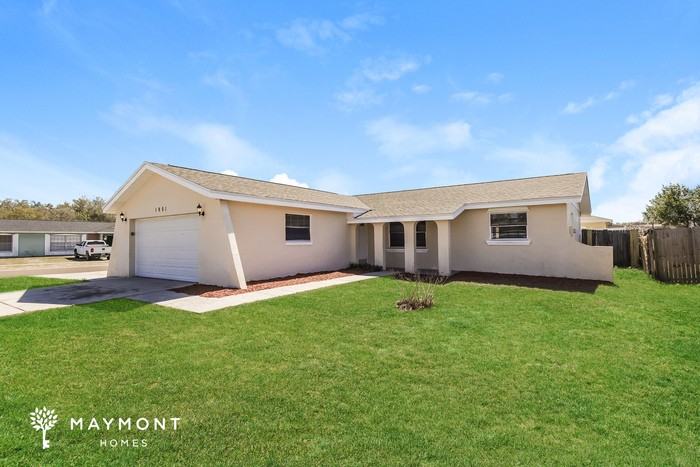 1901 Derbywood Dr - Photo 4 of 15