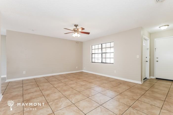 1901 Derbywood Dr - Photo 5 of 15