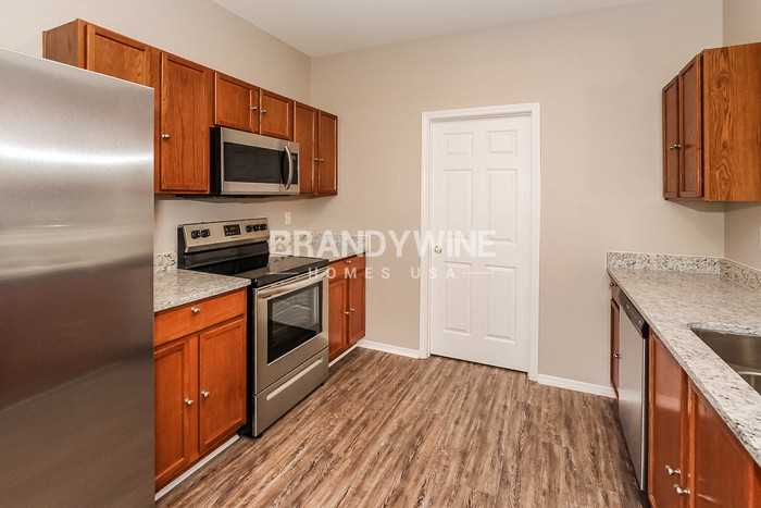 8950 Chalkstone Rd - Photo 6 of 18