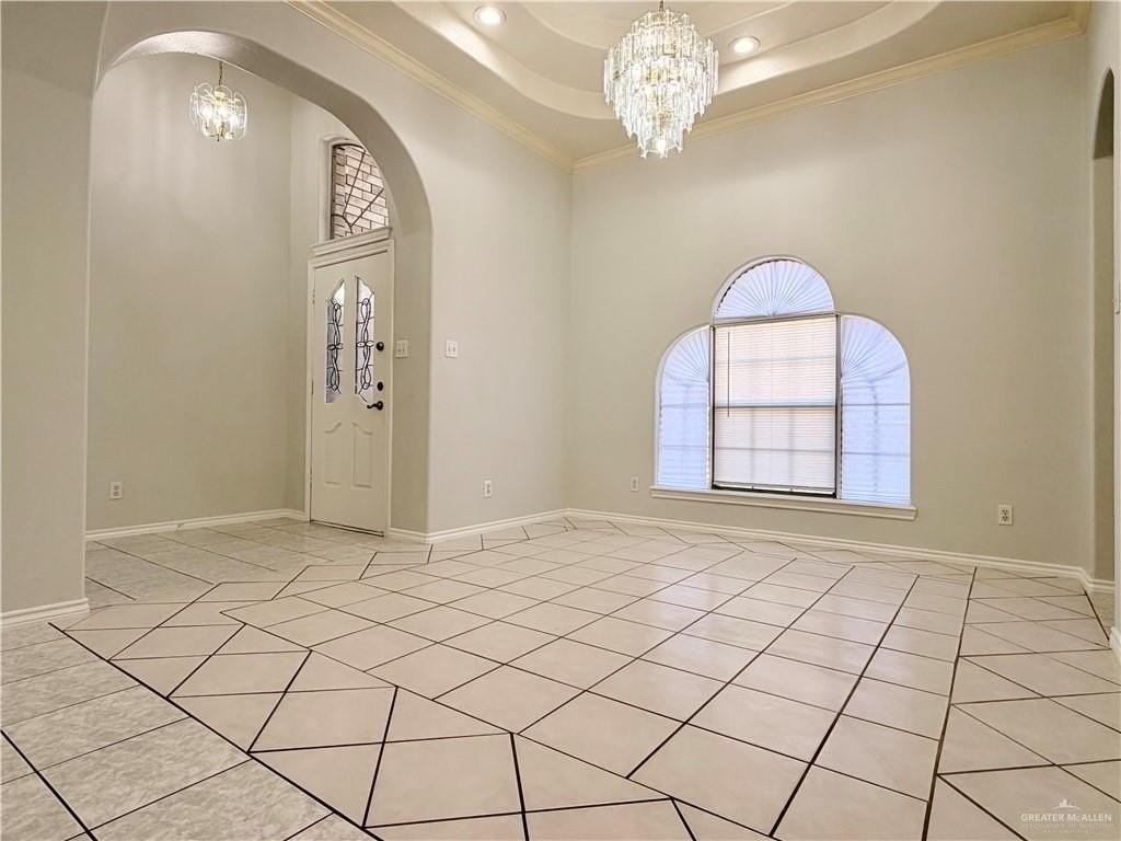 2505 Sandpiper Ave - Photo 6 of 35