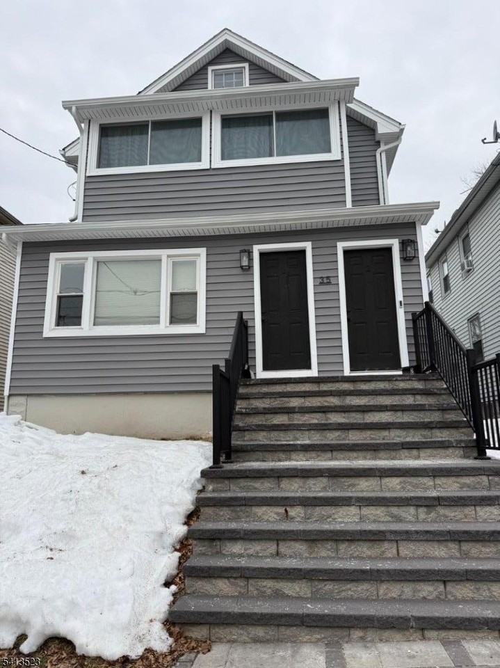 35 Mountainview St - Photo 2 of 14