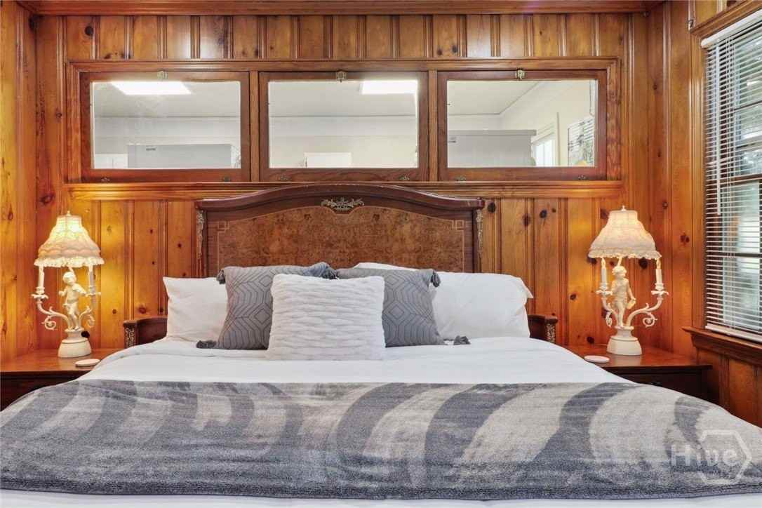 1616 Skidaway Rd - Photo 5 of 50