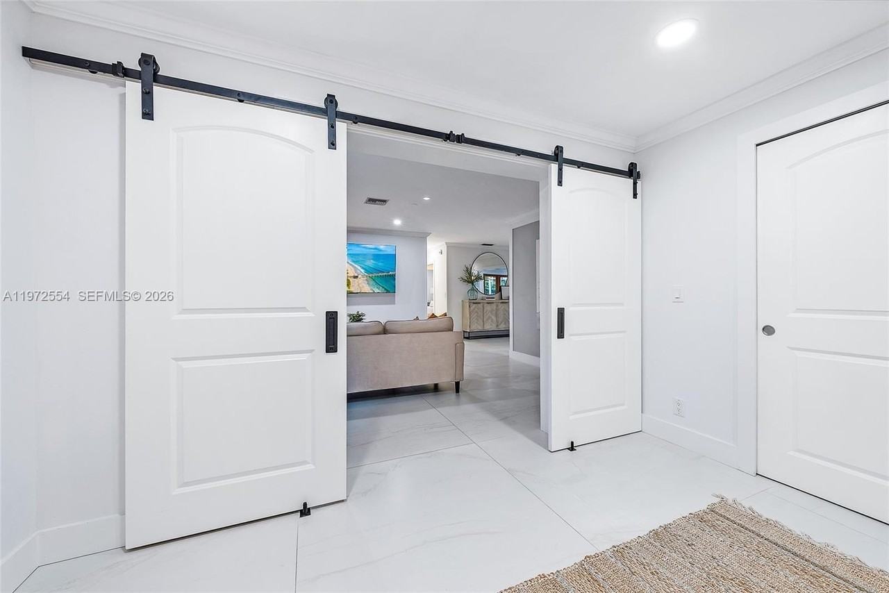 4912 S Kay St #0 - Photo 3 of 38