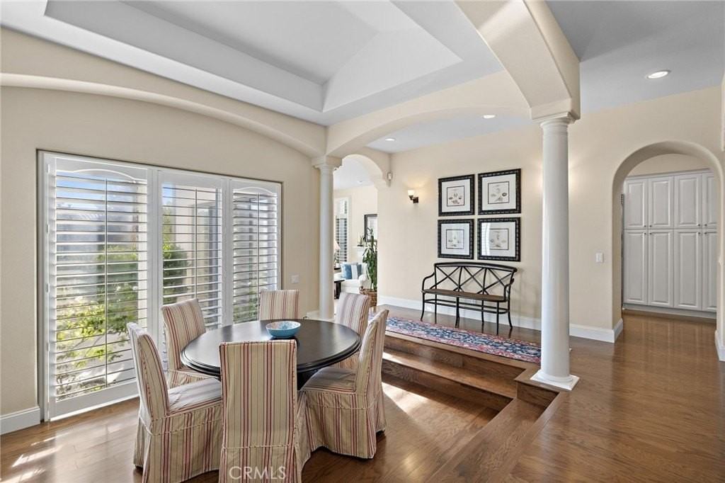 110 Sidney Bay Dr - Photo 7 of 17