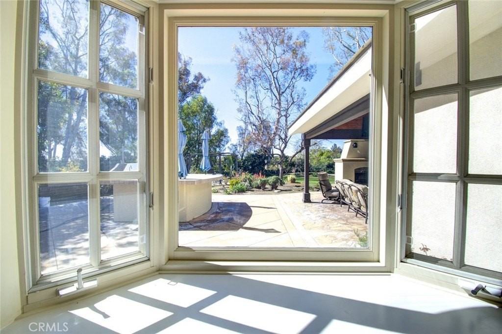 26061 Via Viento 26061 - Photo 6 of 31