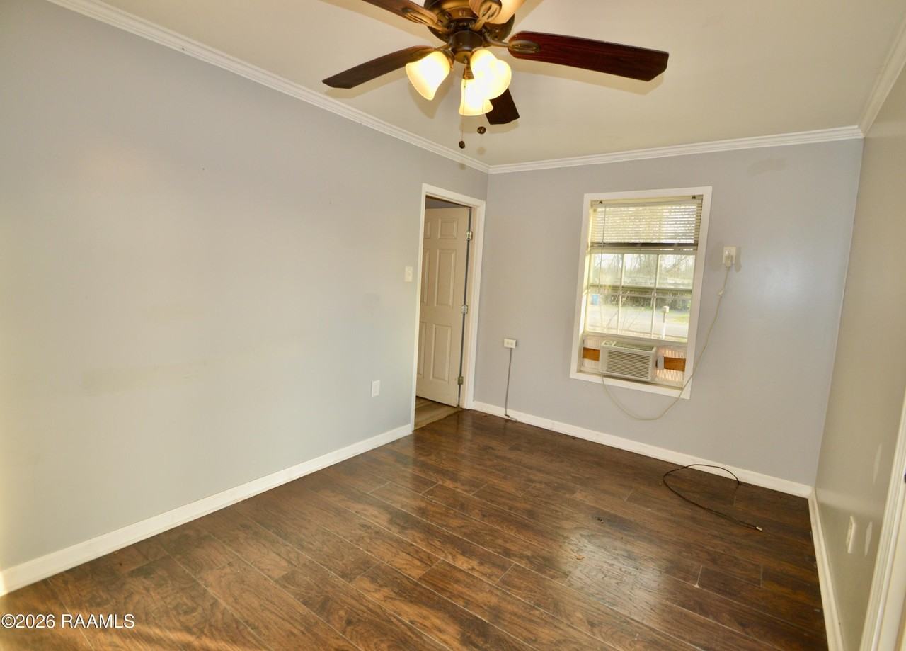 1037A Brown Rd - Photo 6 of 17