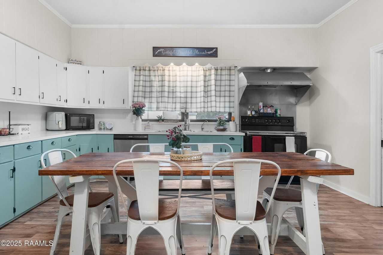 501 Daspit St - Photo 6 of 23