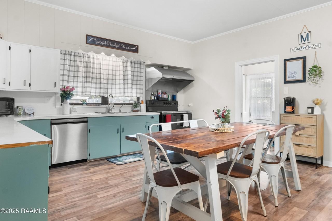 501 Daspit St - Photo 7 of 23