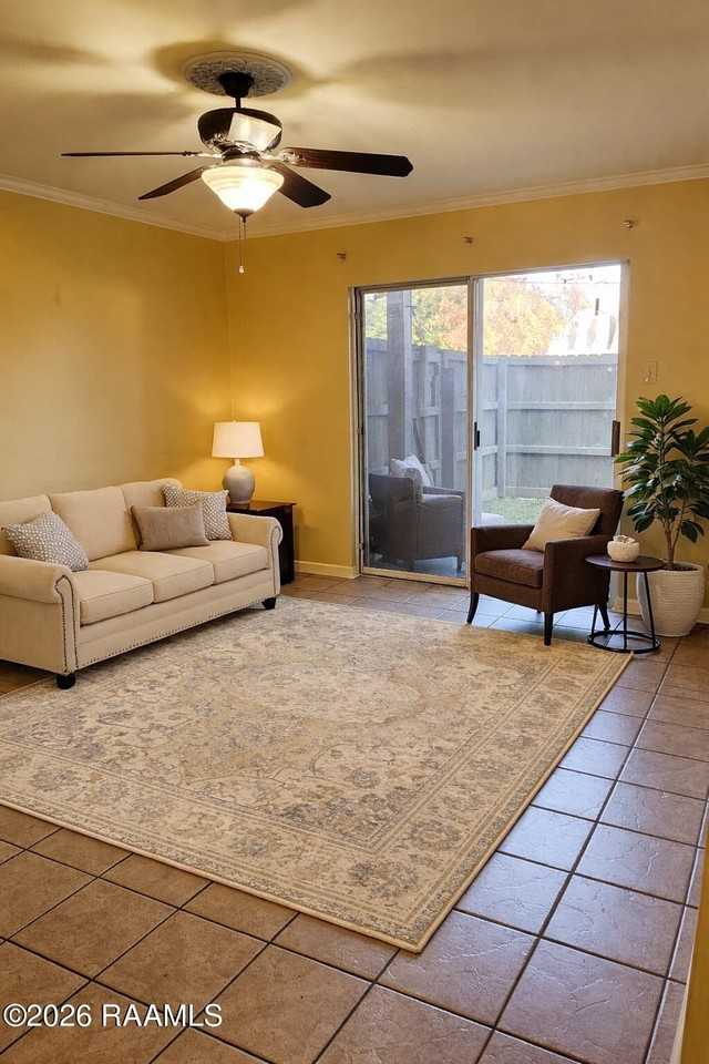 220 Doucet Rd Apt 112b - Photo 2 of 11