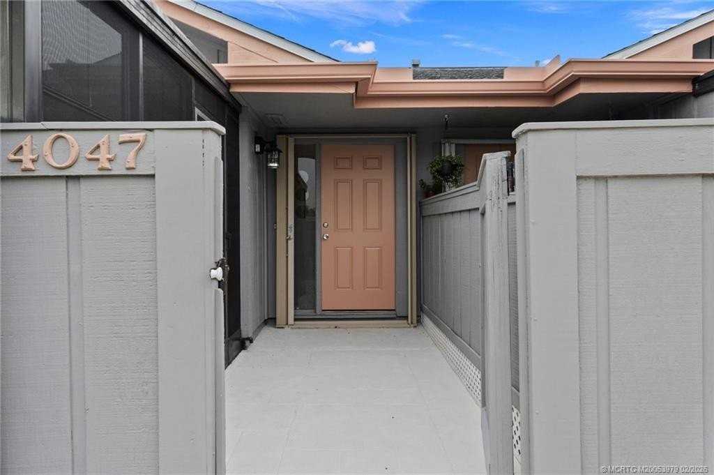 4047 Nw Cinnamon Tree Cir - Photo 2 of 21