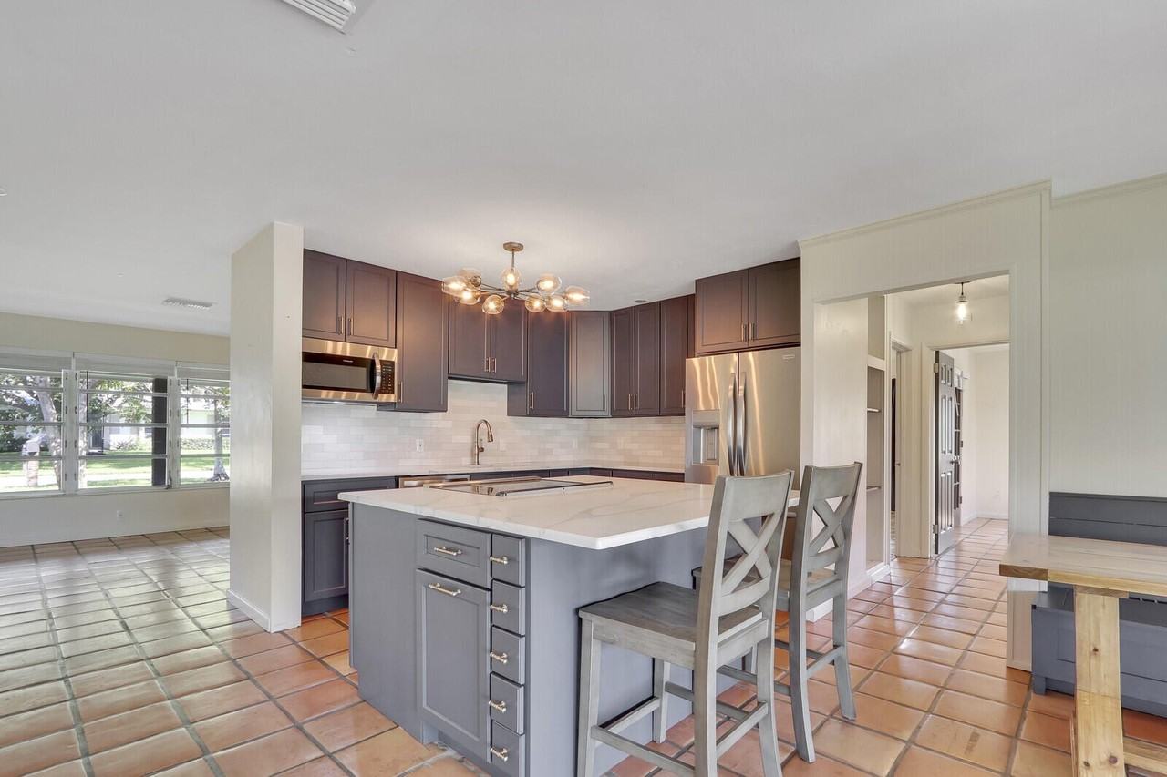 8336 Se Palm St - Photo 7 of 36