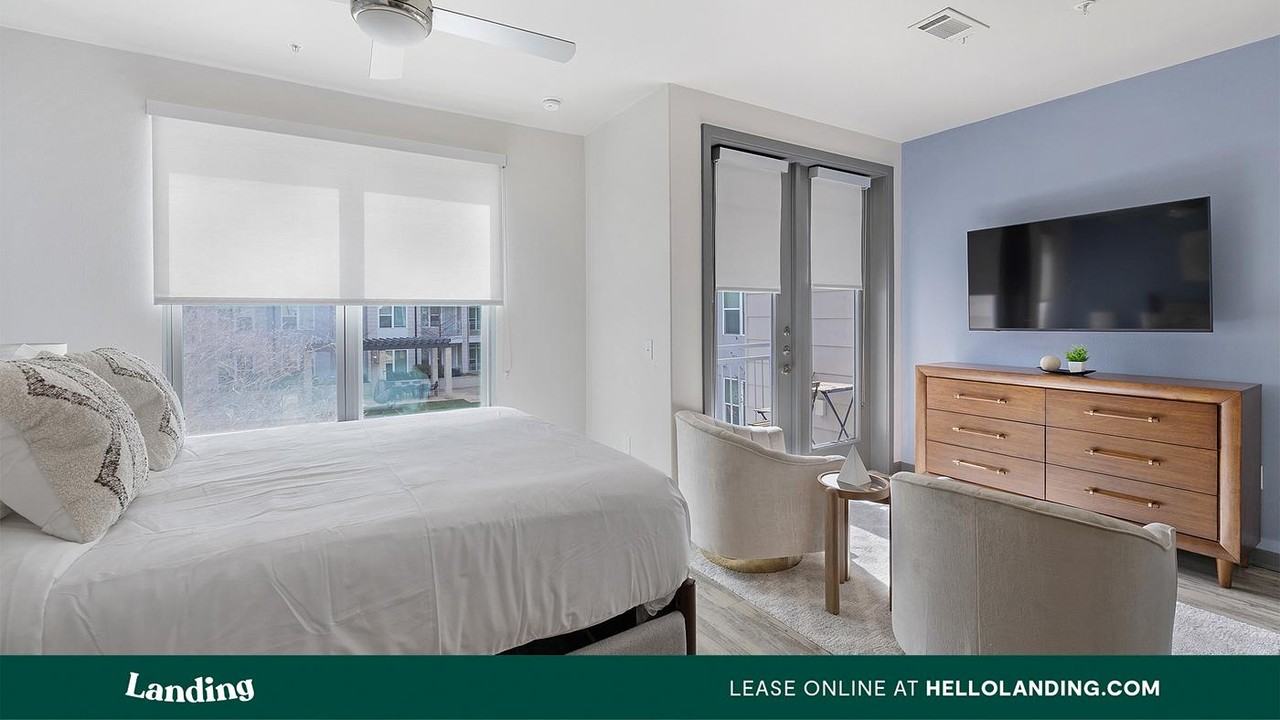 3001 Crockett St - Photo 6 of 50