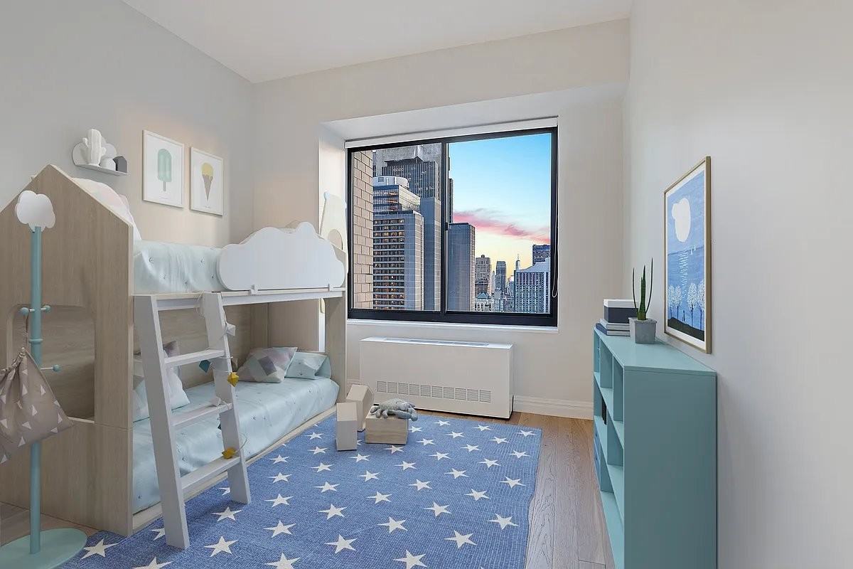 W 48th St #39 - Photo 4 of 6