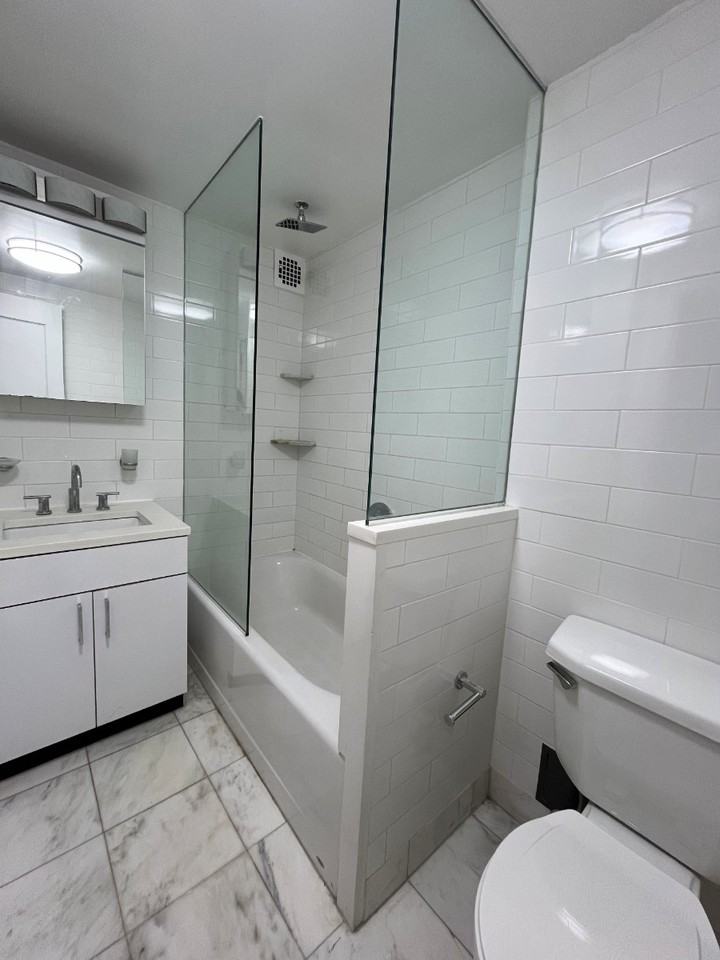 E 38th St #3A - Photo 2 of 7