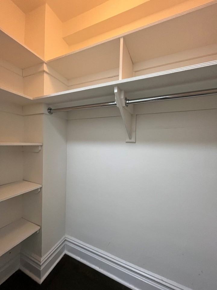 E 38th St #3A - Photo 6 of 7