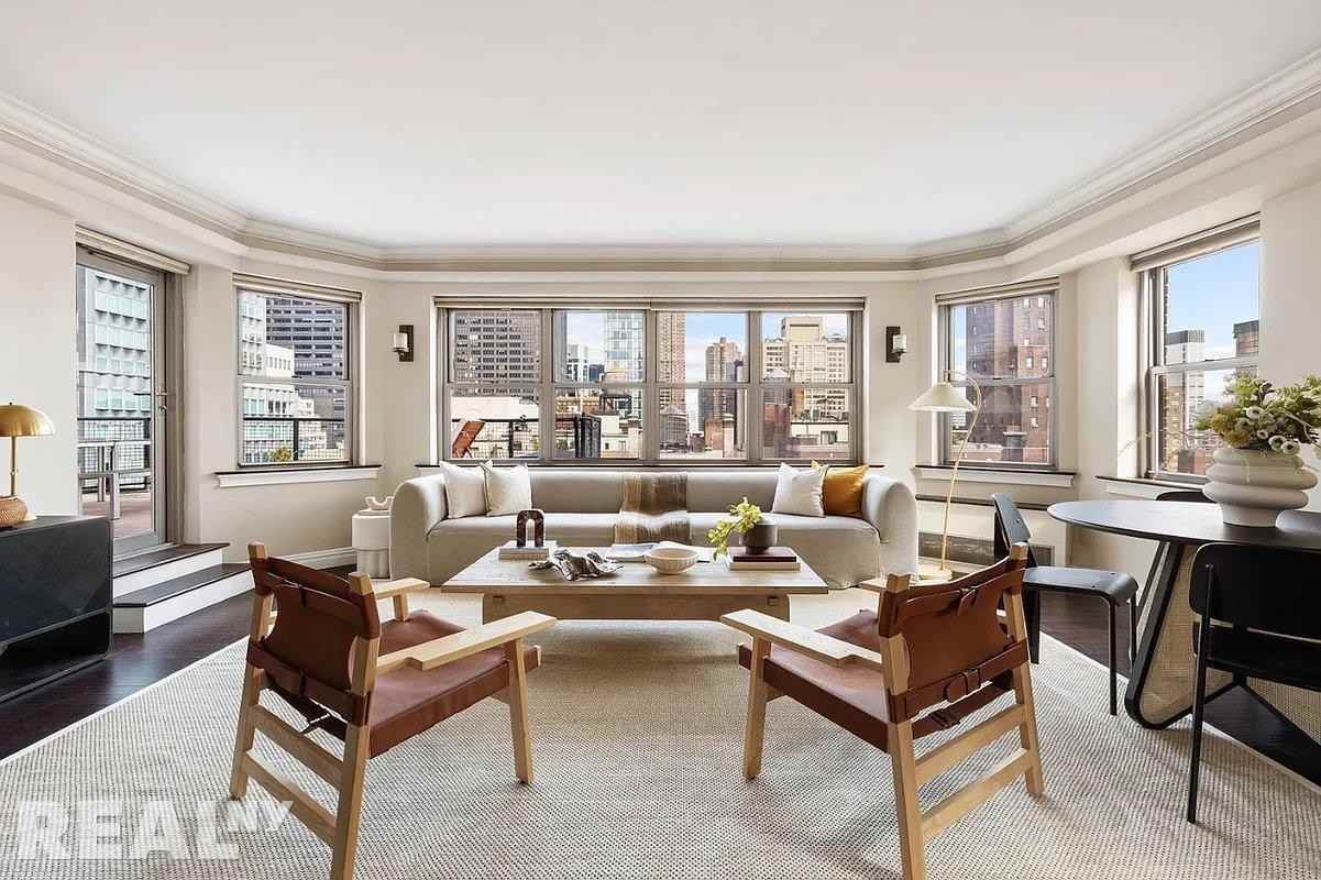 Park Ave #19N - Photo 3 of 13