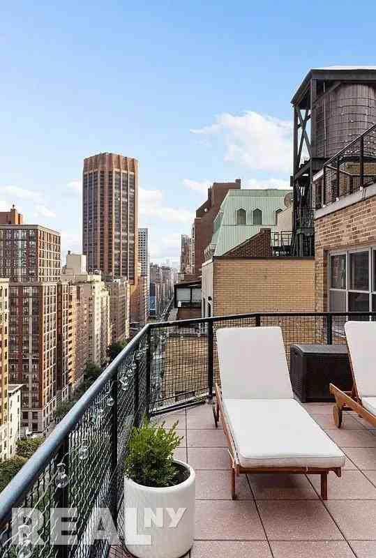 Park Ave #19N - Photo 6 of 13