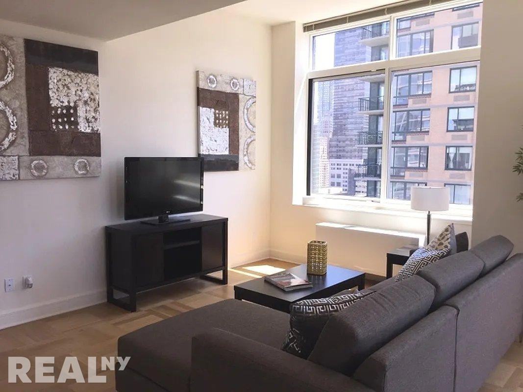 W 63rd St #1703 - Photo 2 of 12