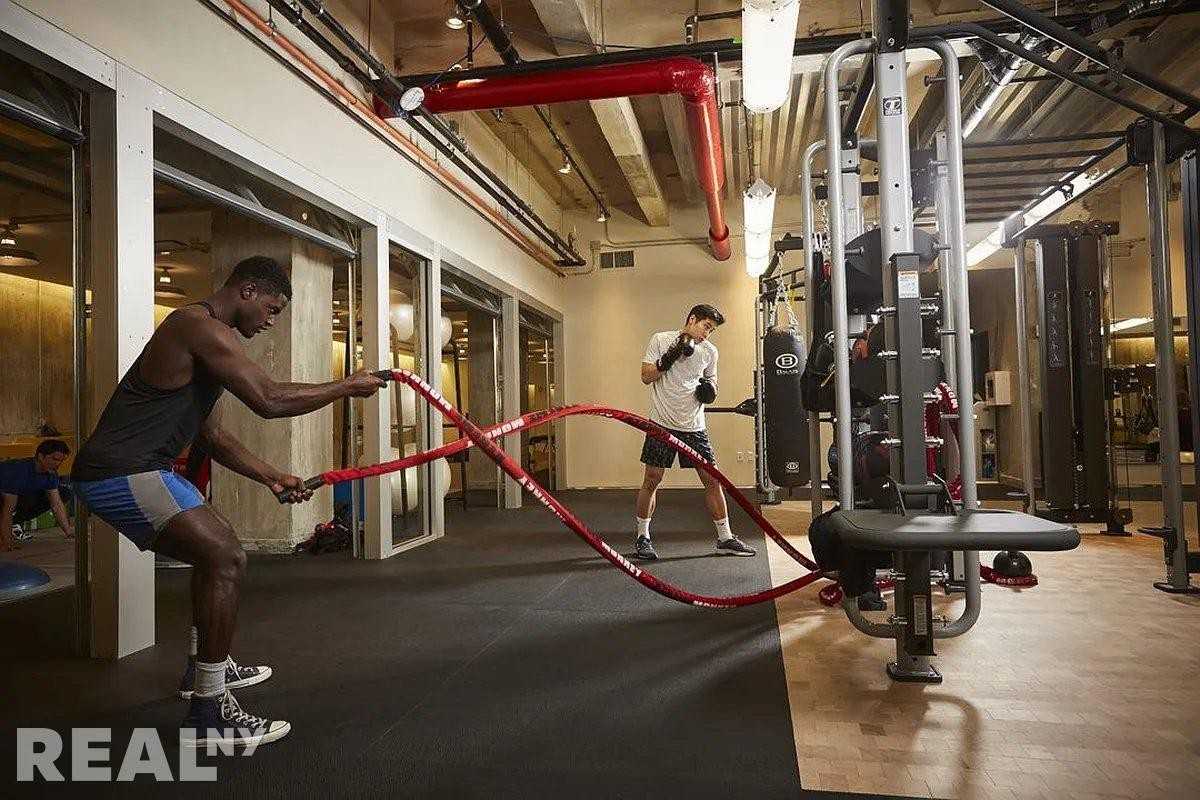 Pine St #2309 - Photo 4 of 5