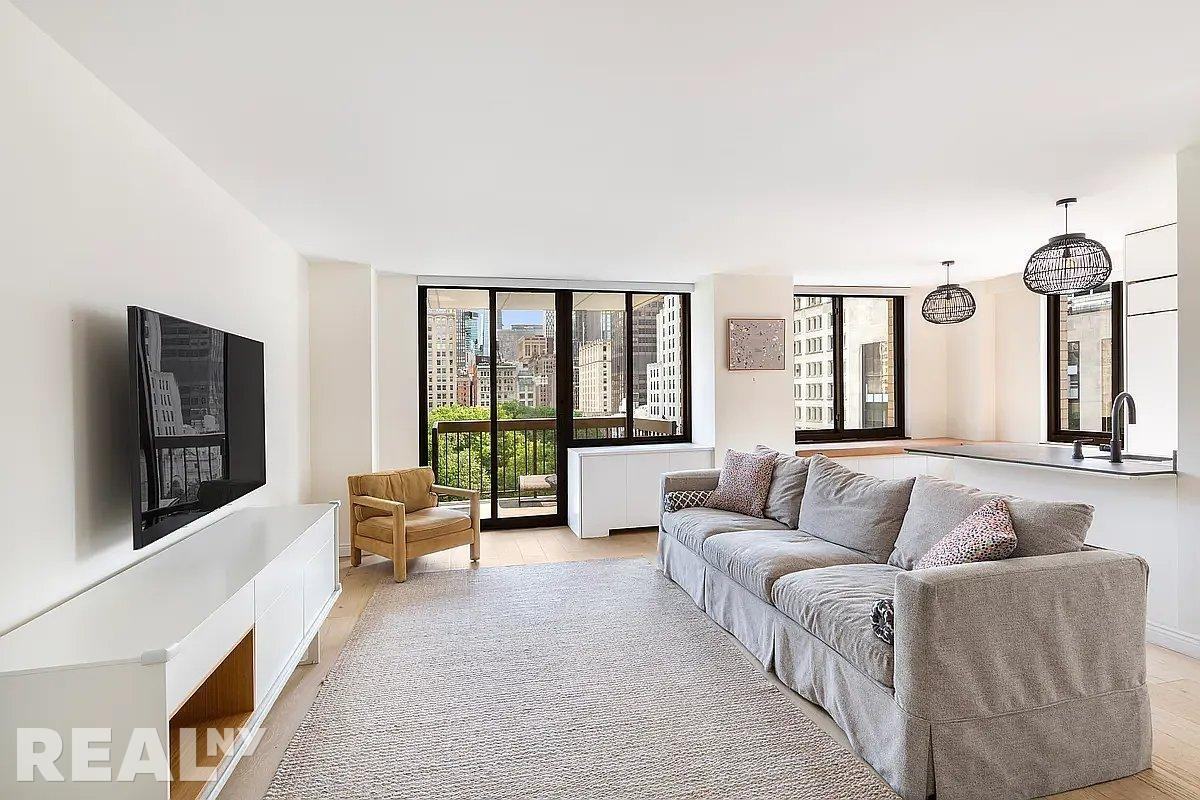 E 22nd St #11P - Photo 3 of 13