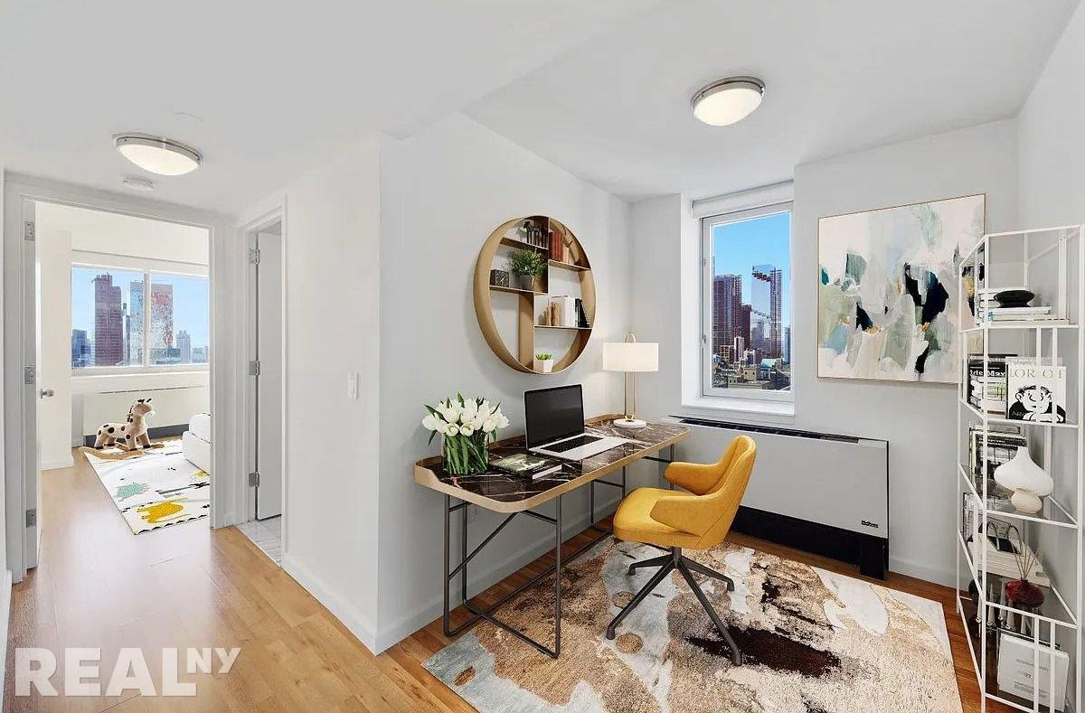 W 38th St #23C - Photo 2 of 11