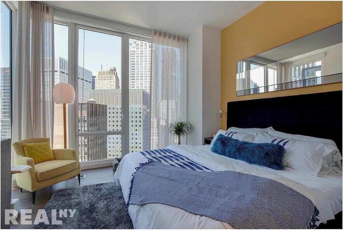 E 44th St #33E - Photo 4 of 14