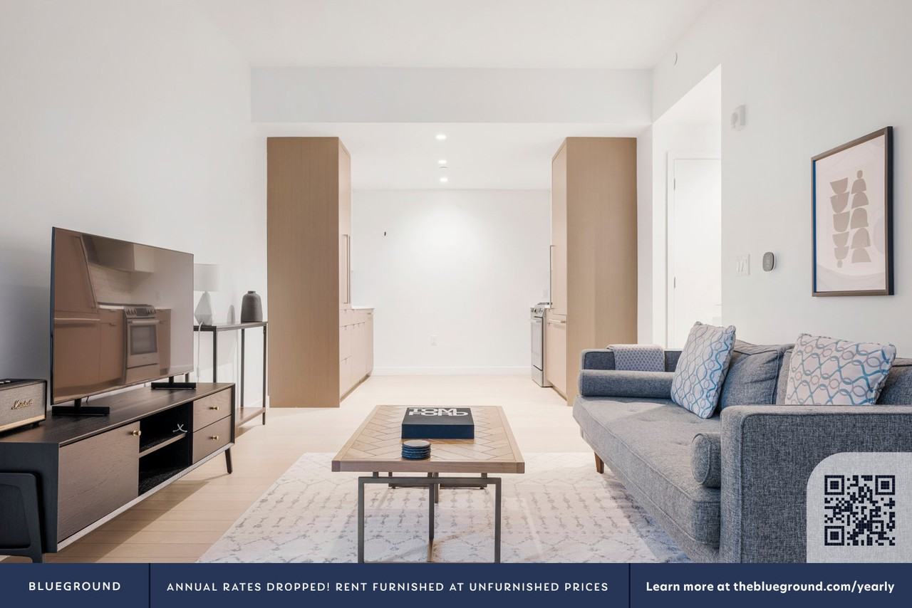 390 Harrison Avenue - Photo 4 of 44