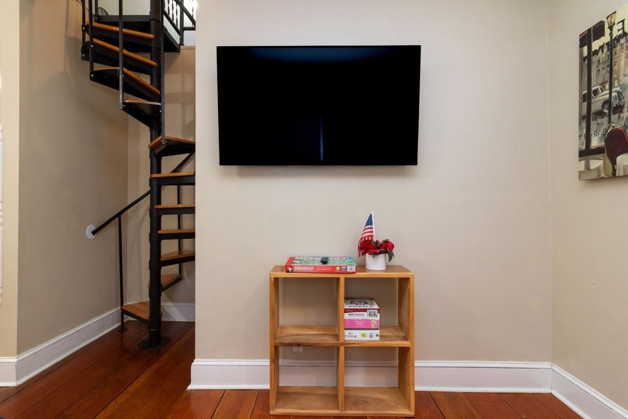 438 1st Ave #1043434P - Photo 6 of 42